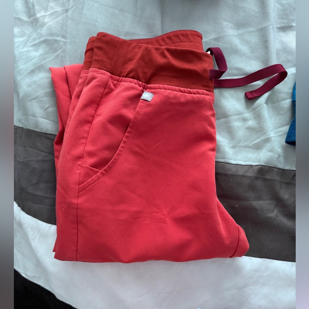 Figs Women's Orange Joggers XXS